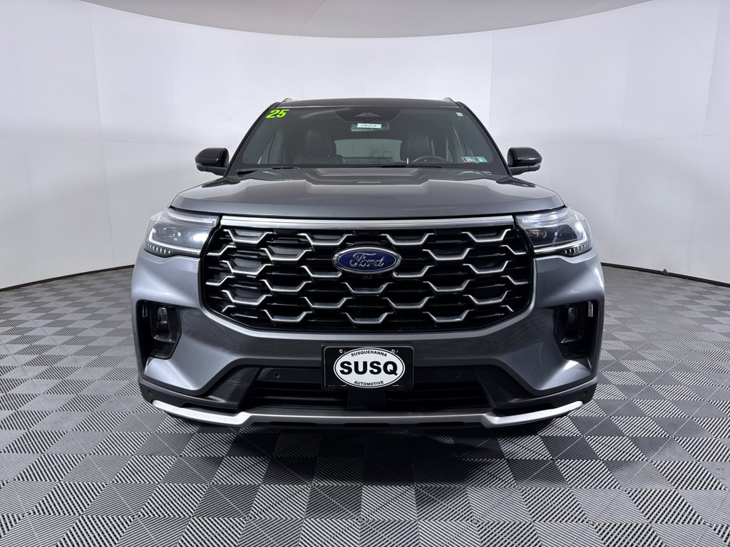Used 2025 Carbonized Gray Metallic Ford Platinum image 2