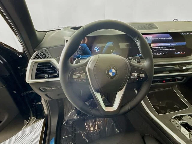 Used 2026 Black BMW xDrive40i image 11
