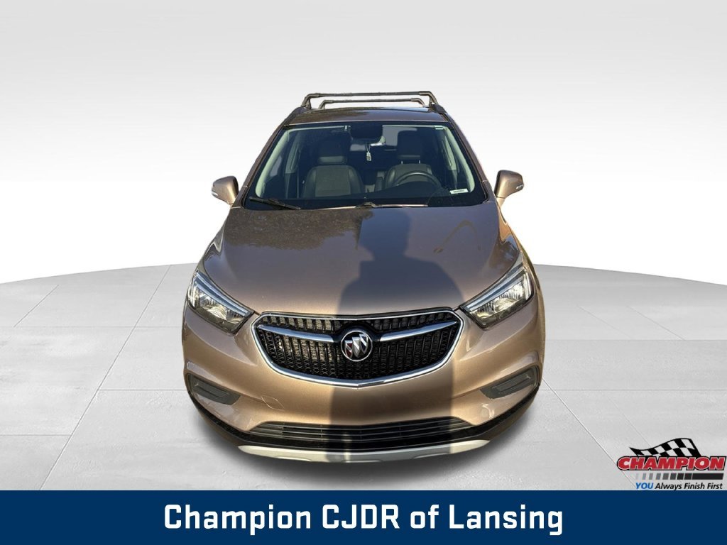 Used 2018  Buick Preferred image 4