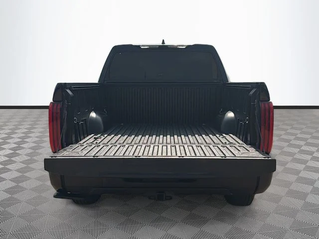 Used 2024  Toyota SR5 image 28