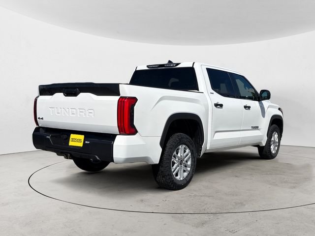 Used 2022 White Toyota SR5 image 5