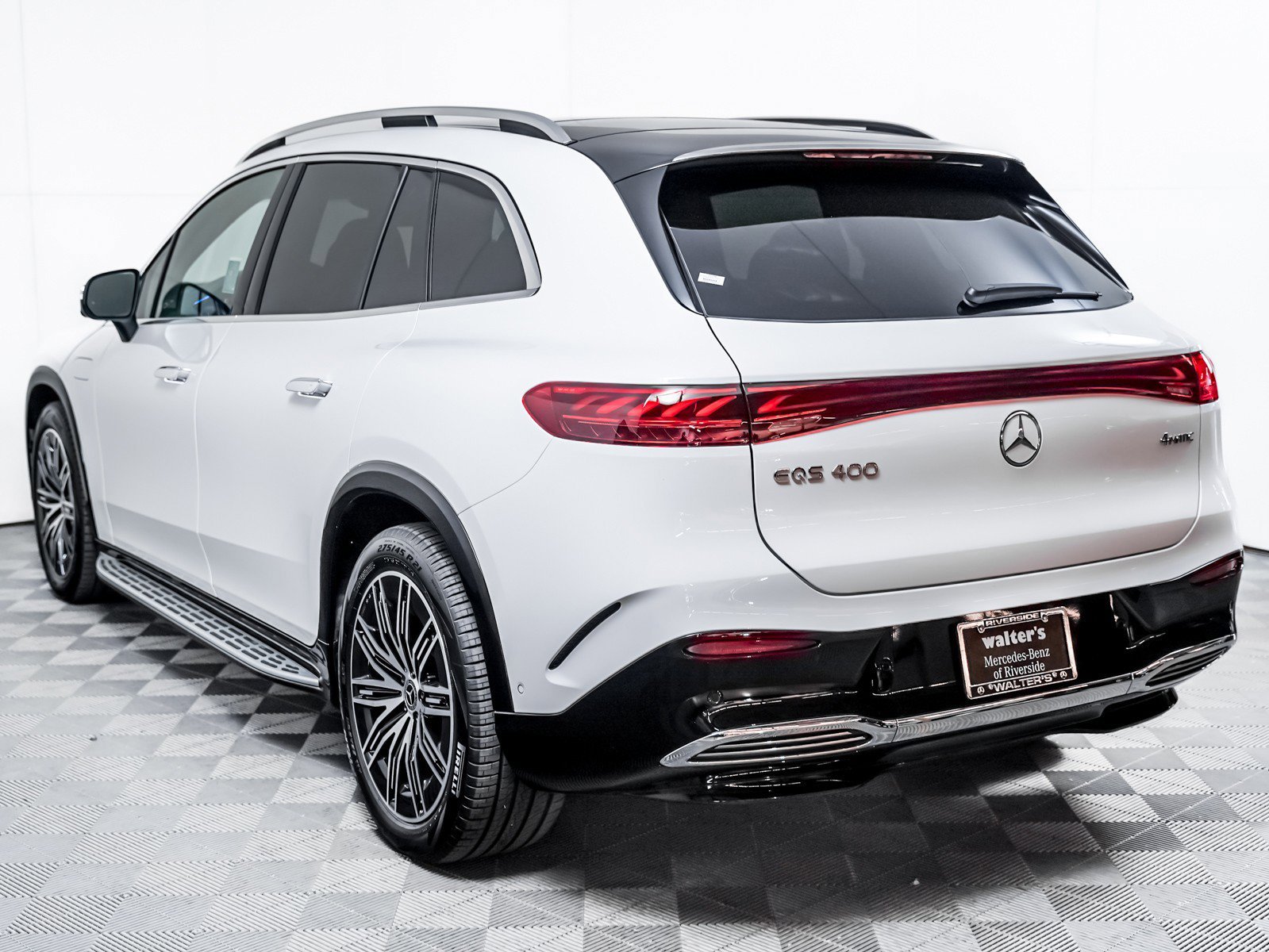 New 2026 Polar White Mercedes-Benz EQS 400 image 2