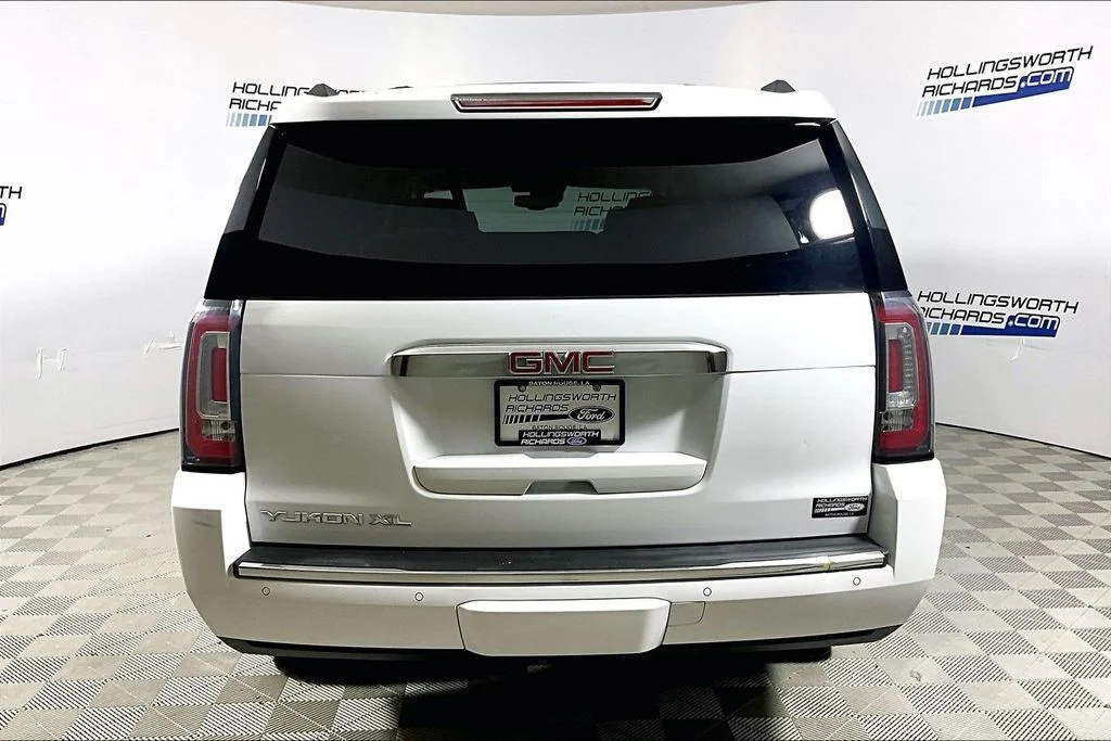 Certified Used 2019 Summit White GMC Denali image 4