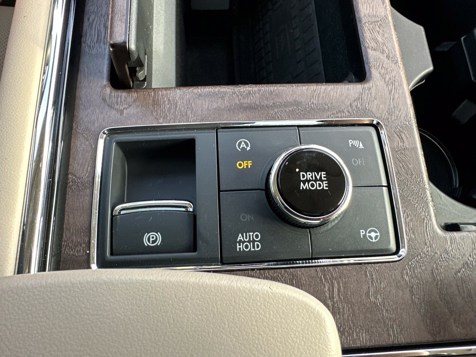 Used 2019 White Lincoln Reserve image 80