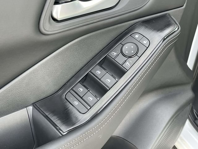 2026 Nissan Rogue SV - Photo 17