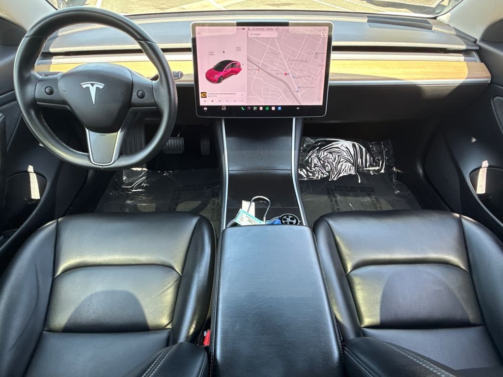 Used 2019 White Tesla Standard Range Plus image 21
