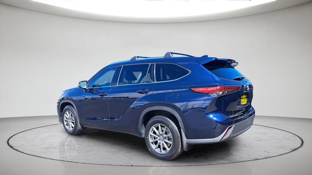 Used 2021 Blue Toyota XLE image 3