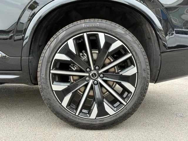 New 2026 Onyx Black Volvo Ultra image 28