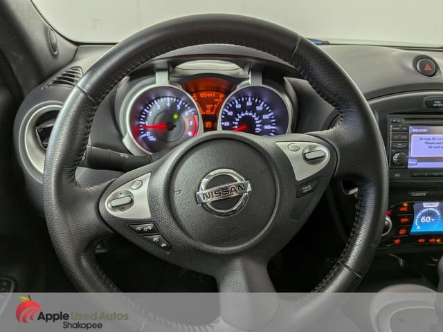 Used 2012 White Nissan SL image 18