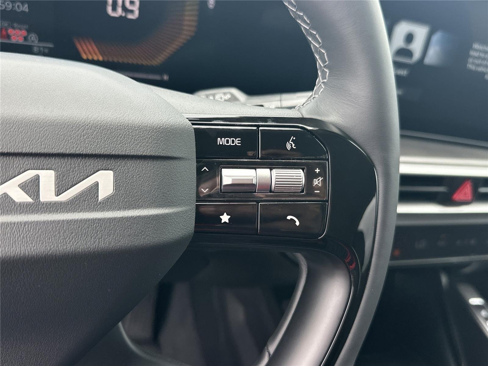 New 2026 Wolf Gray Kia S image 10