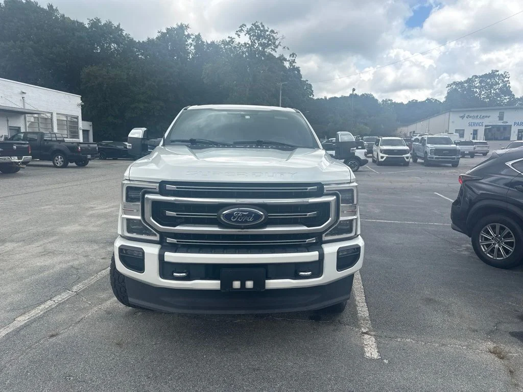 Used 2022 White Ford Platinum image 1