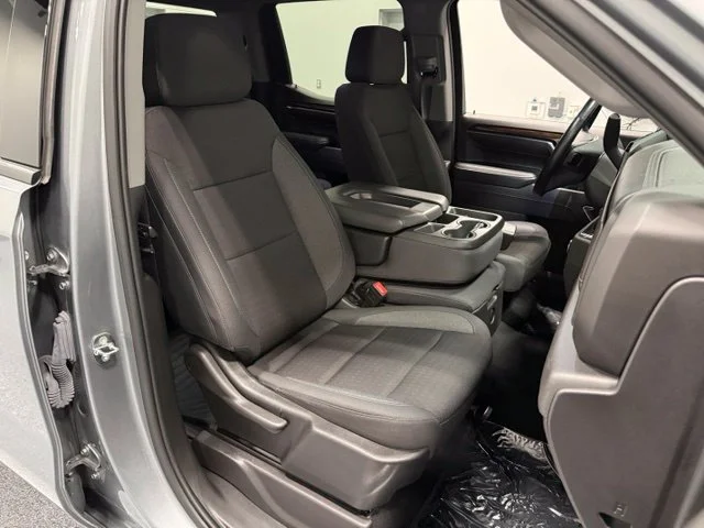 Used 2024 Silver GMC Elevation image 32