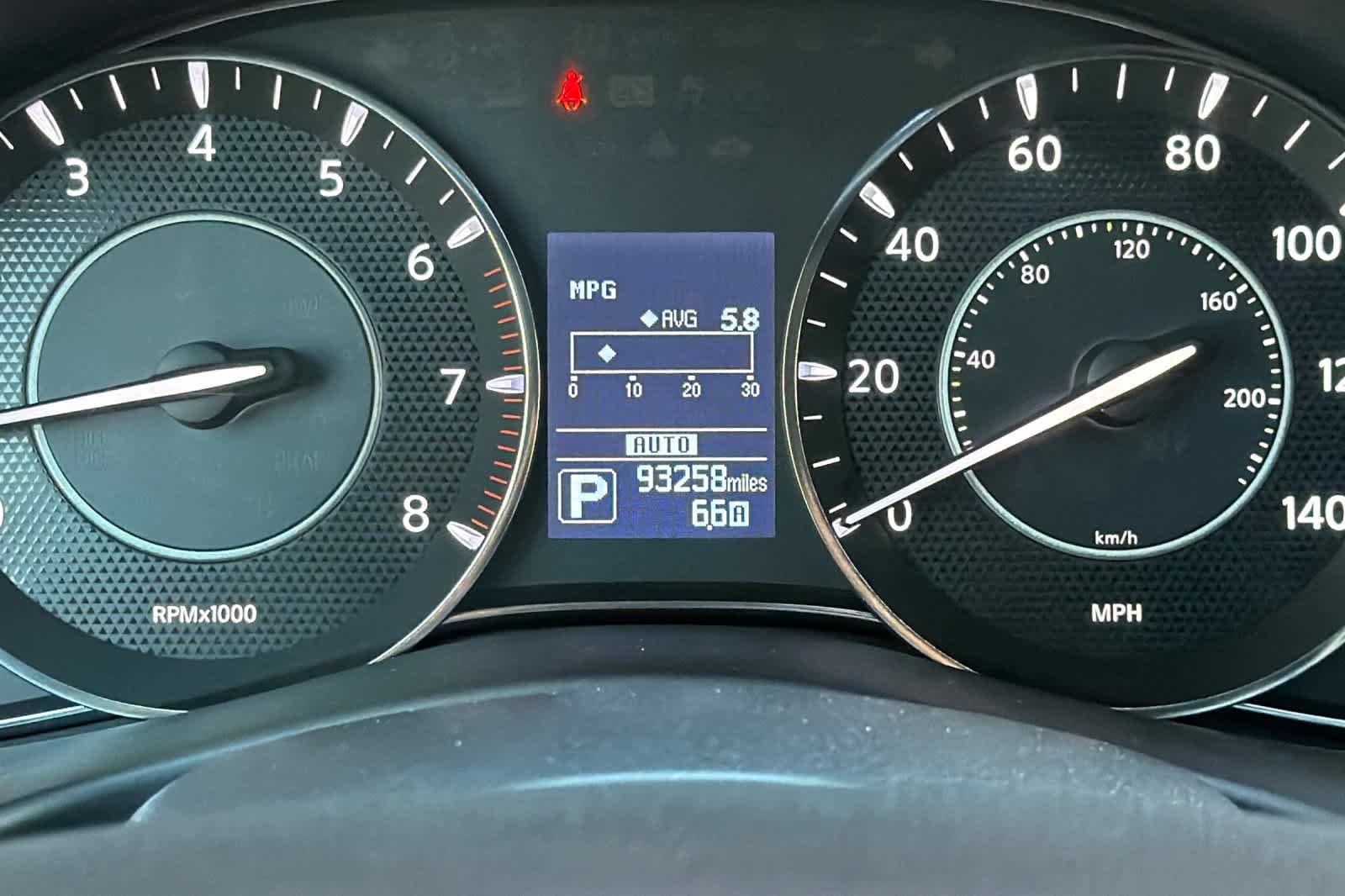Used 2017 Pearl White Nissan Platinum image 31