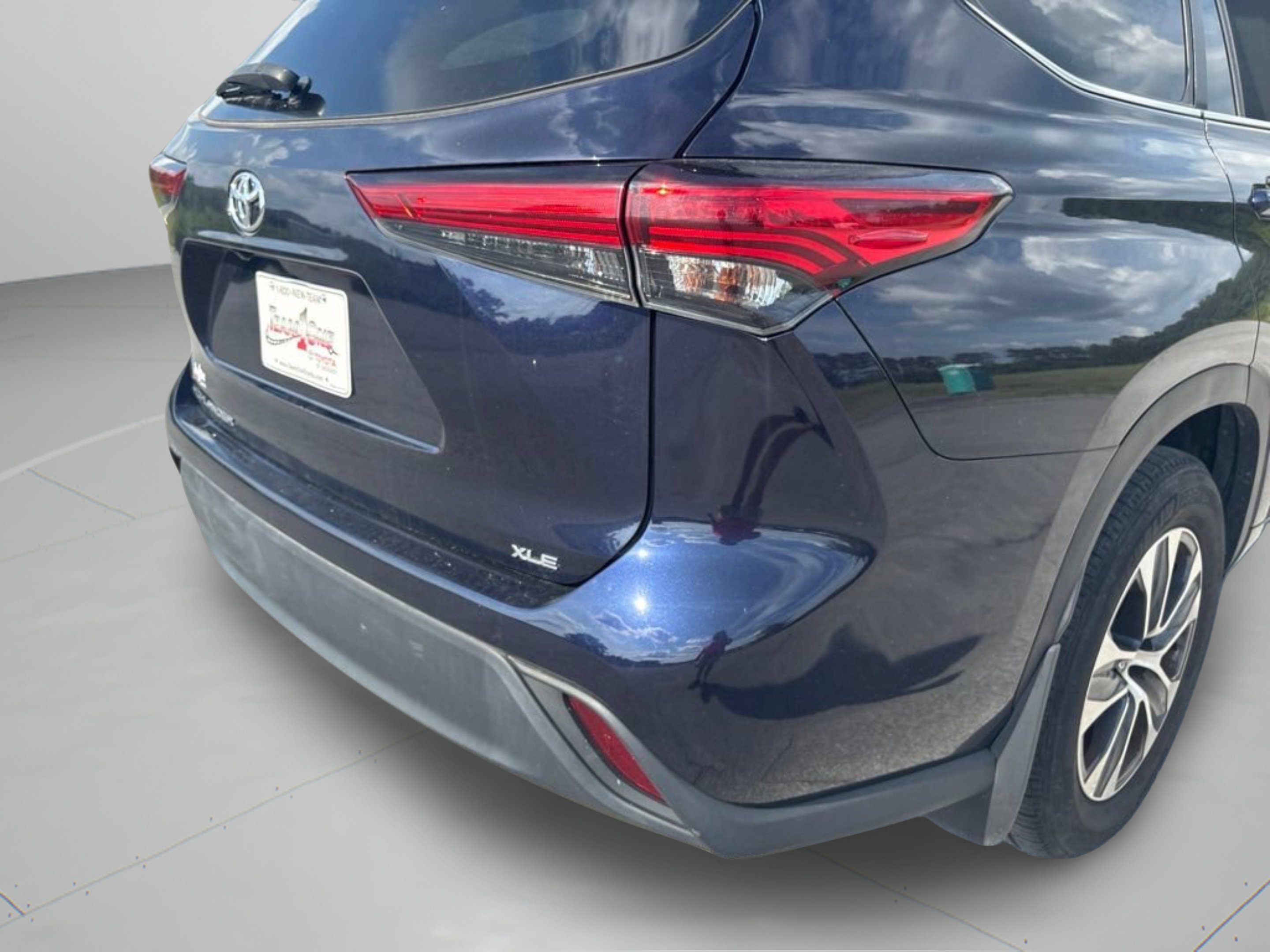 Used 2023 Blueprint Toyota XLE image 31
