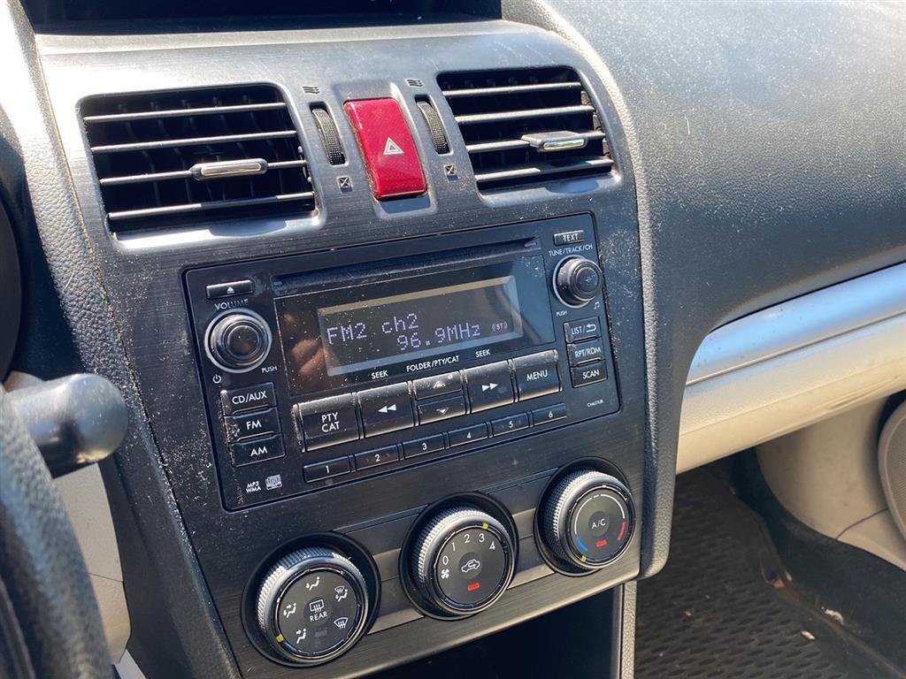 Used 2014 Satin White Pearl Subaru Premium image 4