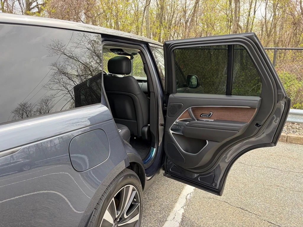 2025 Land Rover Range Rover SE - Photo 16