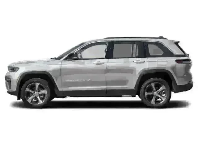 New 2026 Silver Zynith Exterior Paint Jeep Laredo X image 3