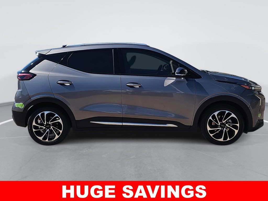 Used 2023 Chevrolet Bolt EUV Premier with VIN 1G1FZ6S01P4106176 for sale in Watsonville, CA