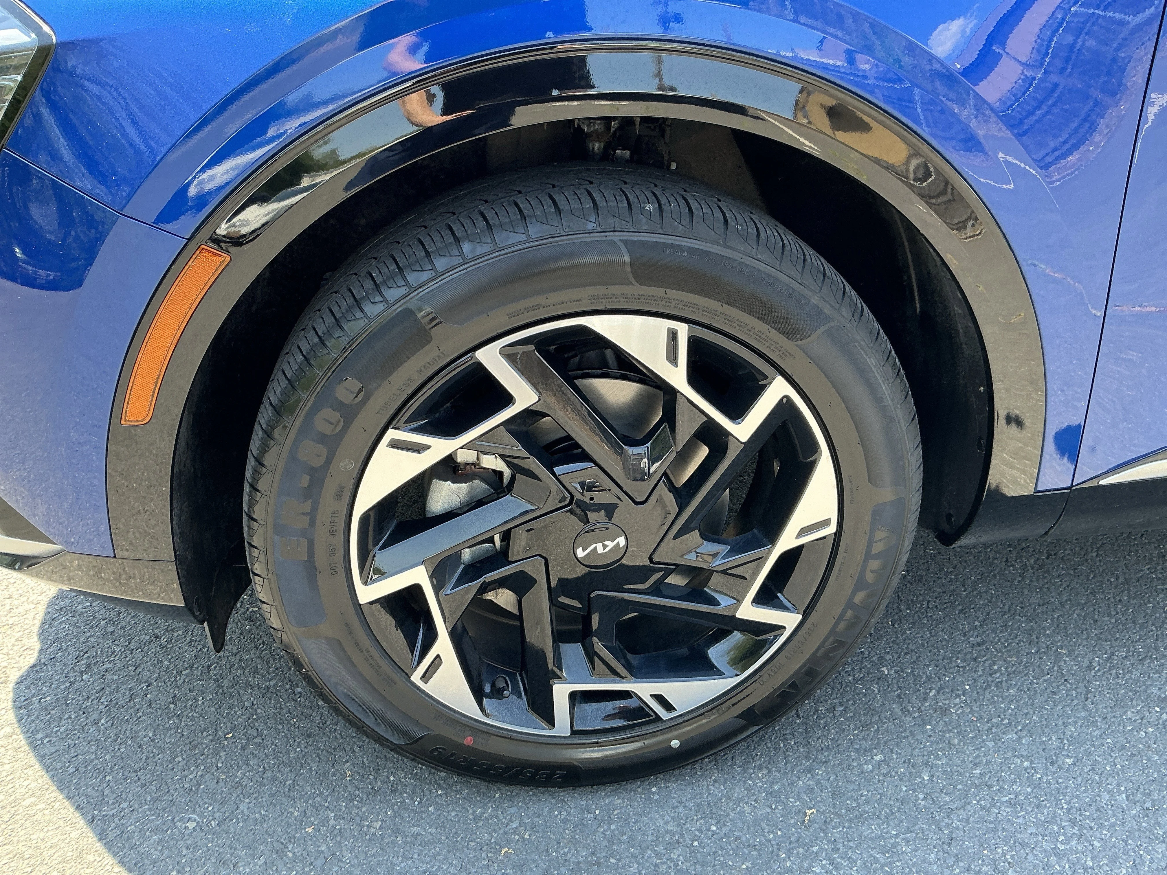 Used 2023 Blue Kia SX-Prestige image 9