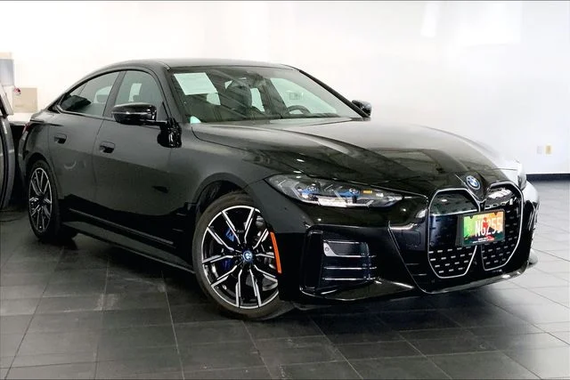 Used 2022 BMW i4 Base with VIN WBY73AW06NFM75240 for sale in Honolulu, HI