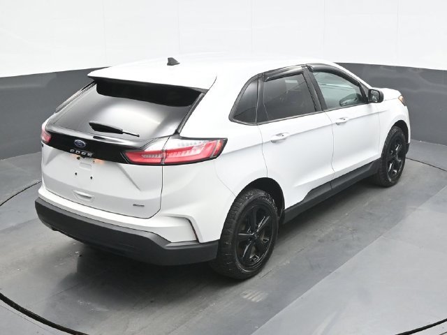 2022 Ford Edge SE - Photo 17