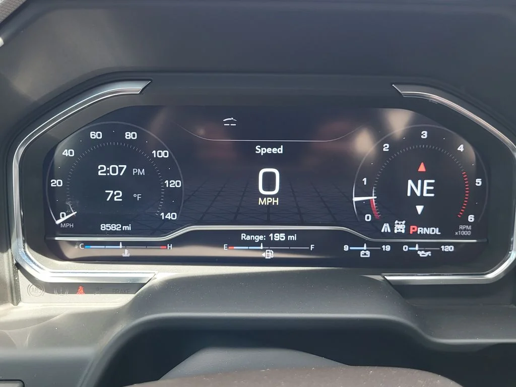 Used 2024 White Frost Tricoat GMC Denali image 12
