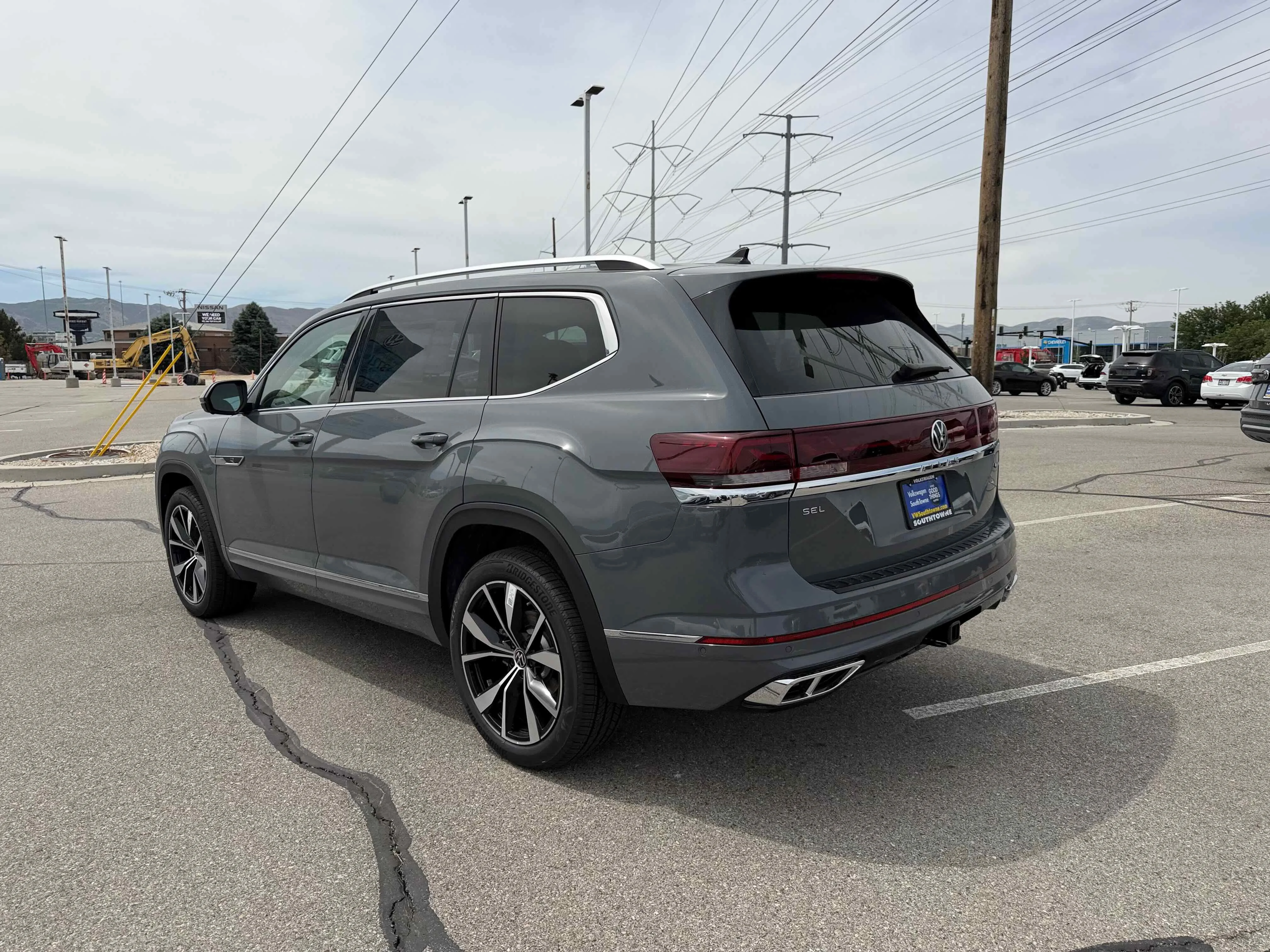 New 2026 Gray Volkswagen 2.0T SEL Premium R-Line image 5