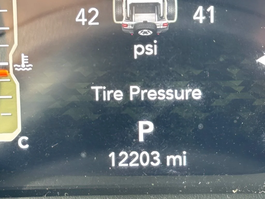 Used 2026 Gray Jeep Sahara image 22