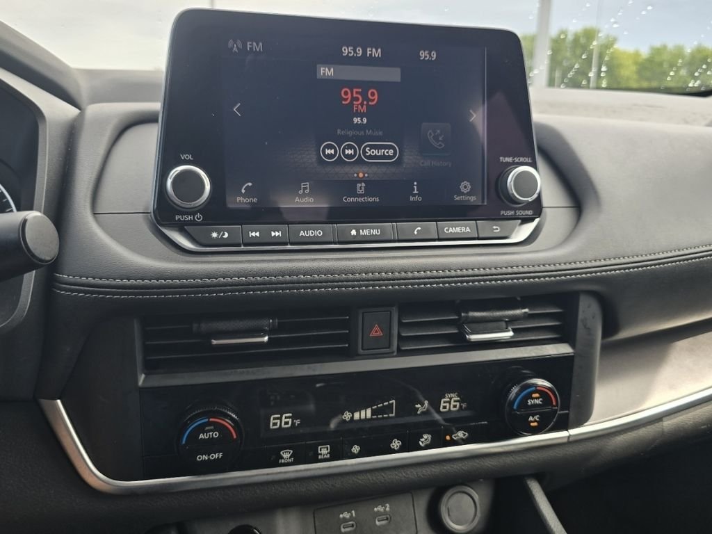 2024 Nissan Rogue SV - Photo 26