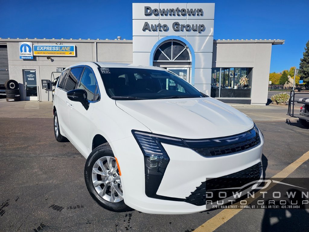 2027 Chrysler Pacifica Select