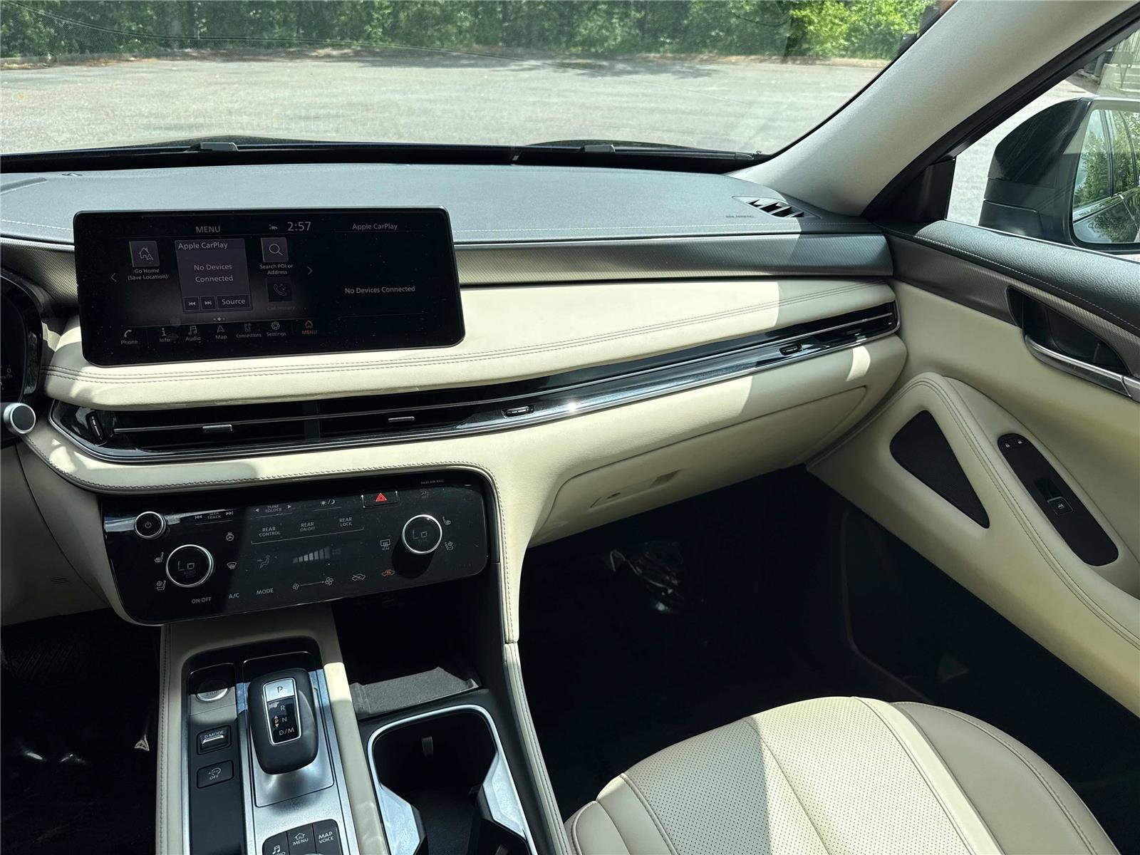 Used 2023 Grand Blue INFINITI LUXE image 15