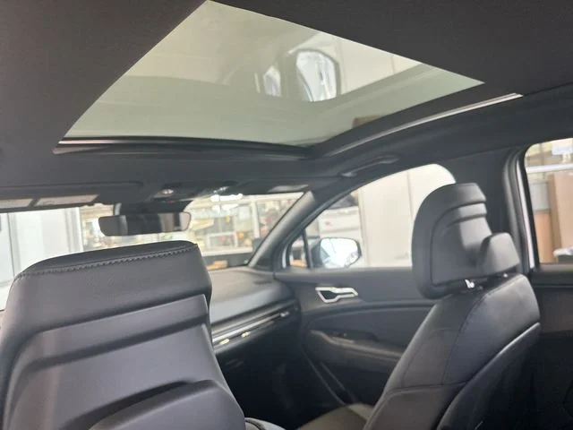 New 2026 Glacial White Pearl Kia X-Line image 18