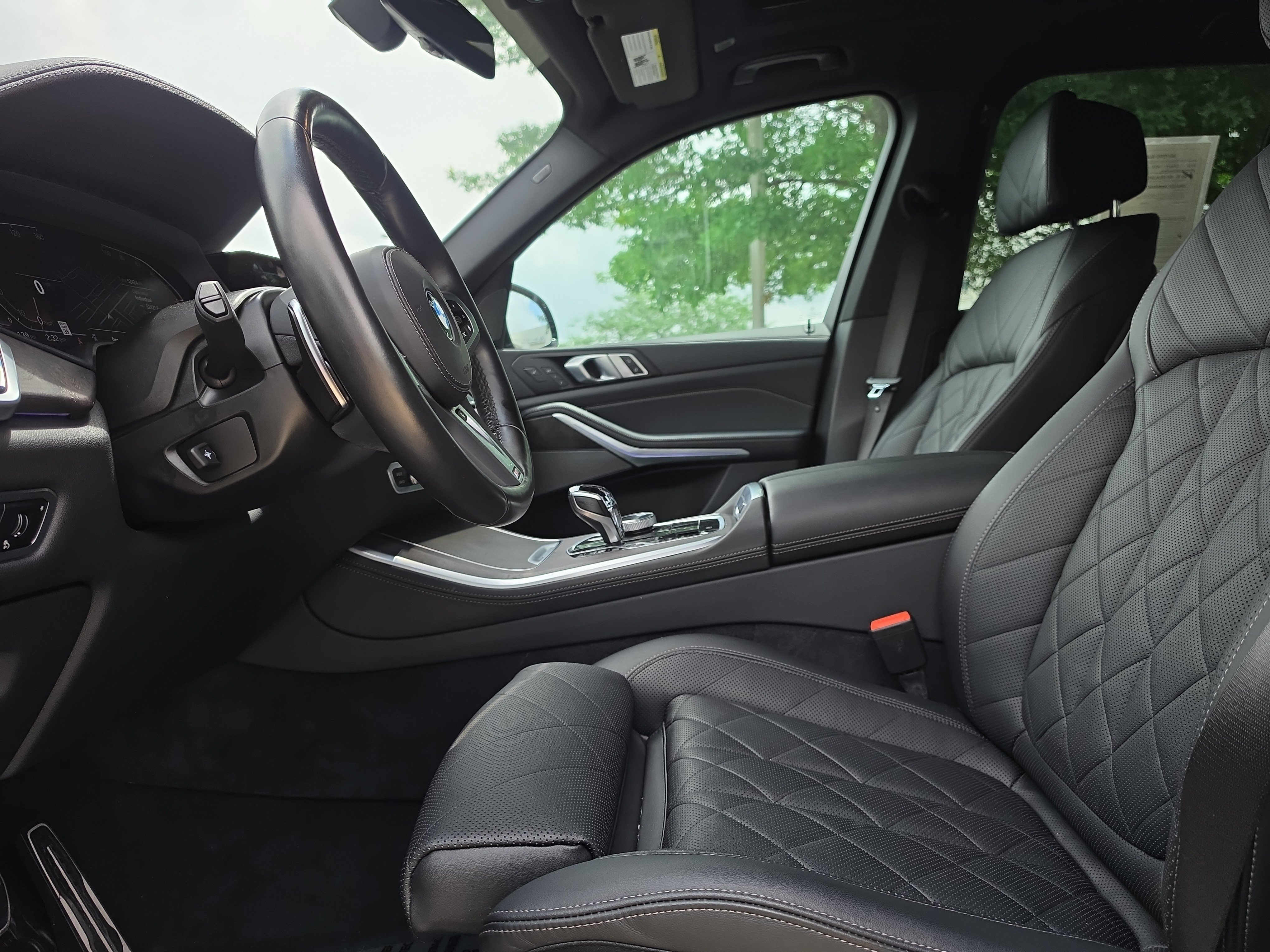Used 2023 Carbon Black Metallic BMW xDrive40i image 18