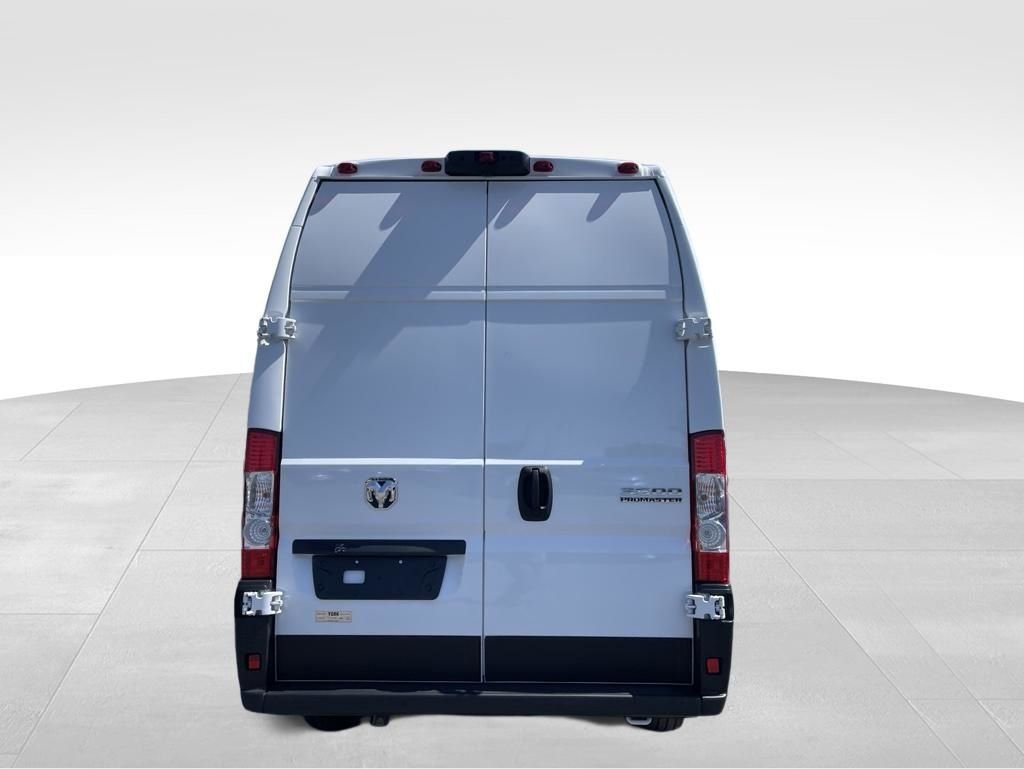 New 2026 Bright White Clear-Coat Exterior Paint RAM Super High Roof image 3