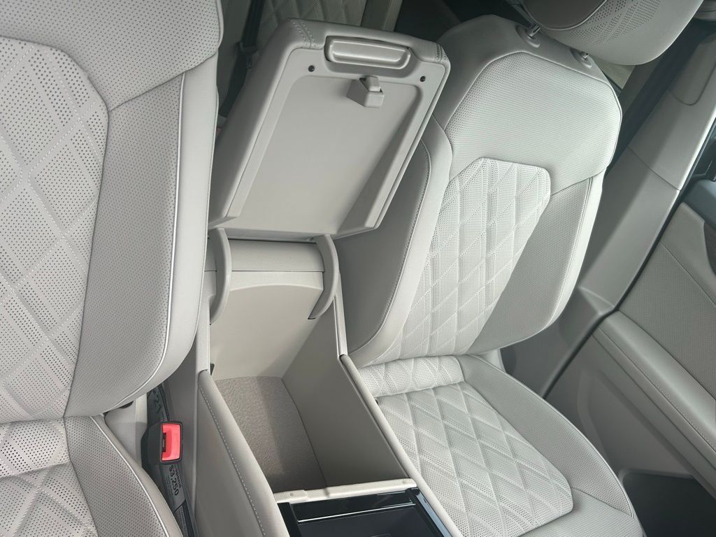 2026 Volkswagen Atlas SEL Premium R-Line - Photo 38