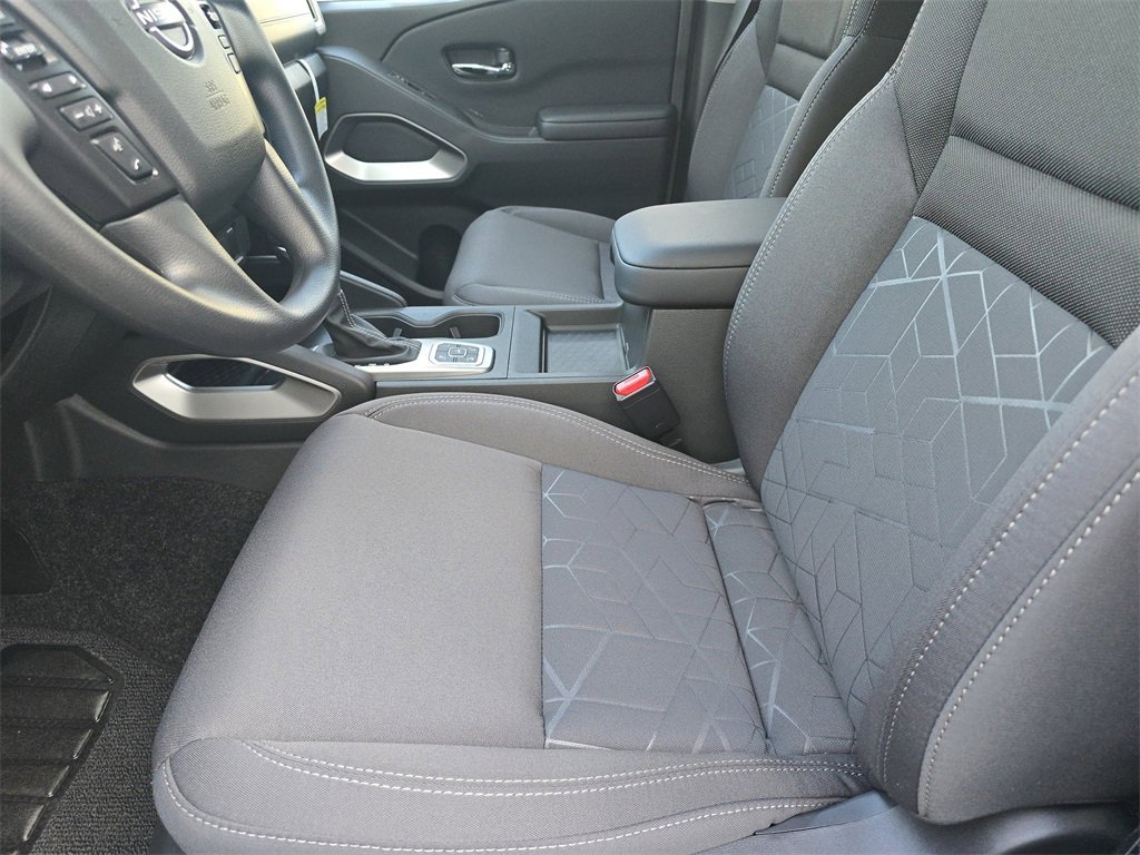 2026 Nissan Frontier SV - Photo 10