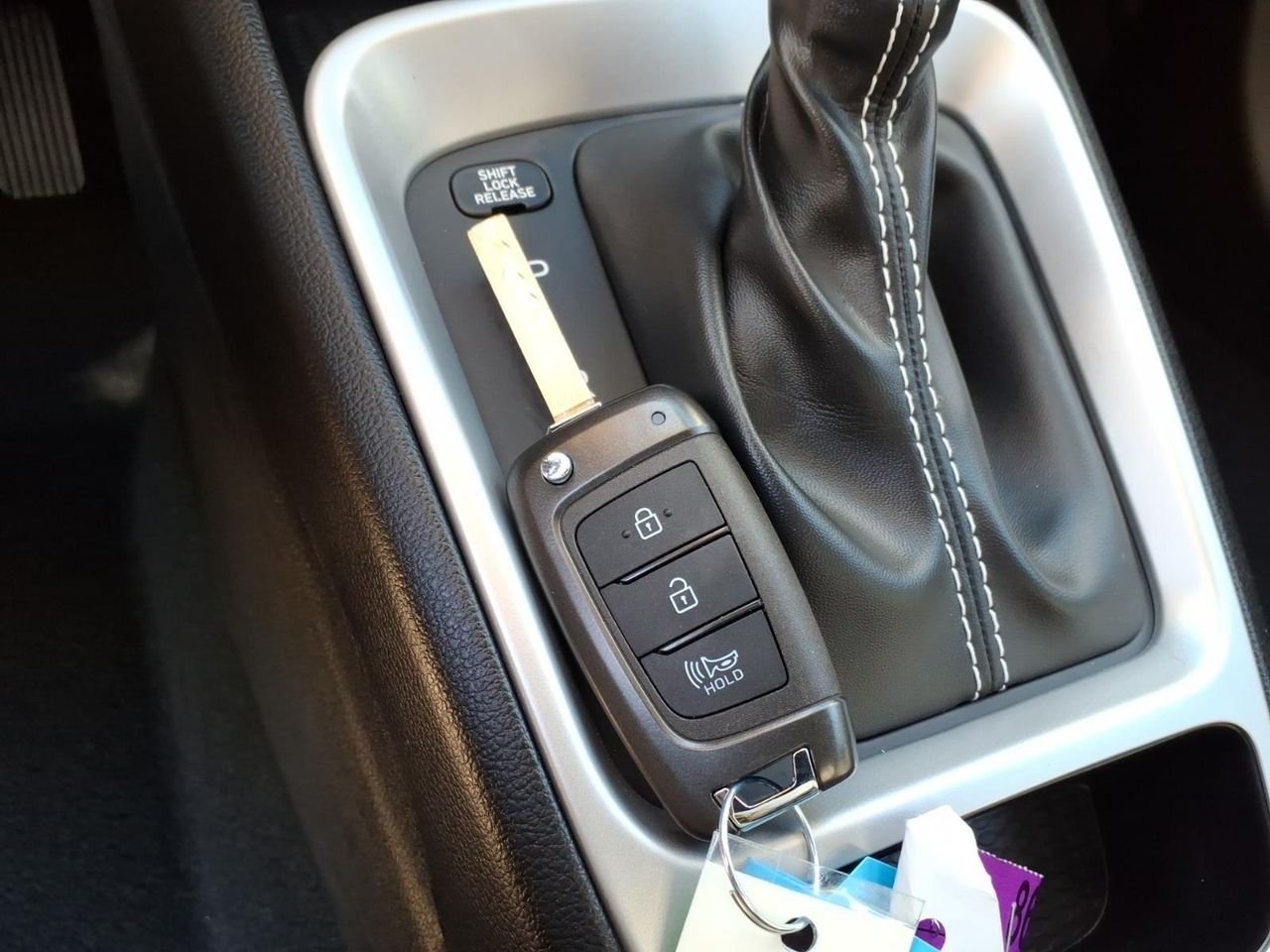 New 2026 Onyx Black Hyundai SE image 29