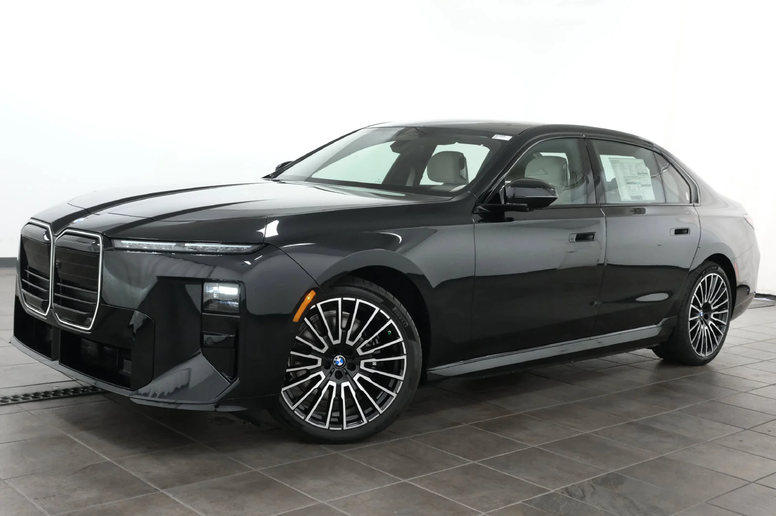 2027 BMW i7
