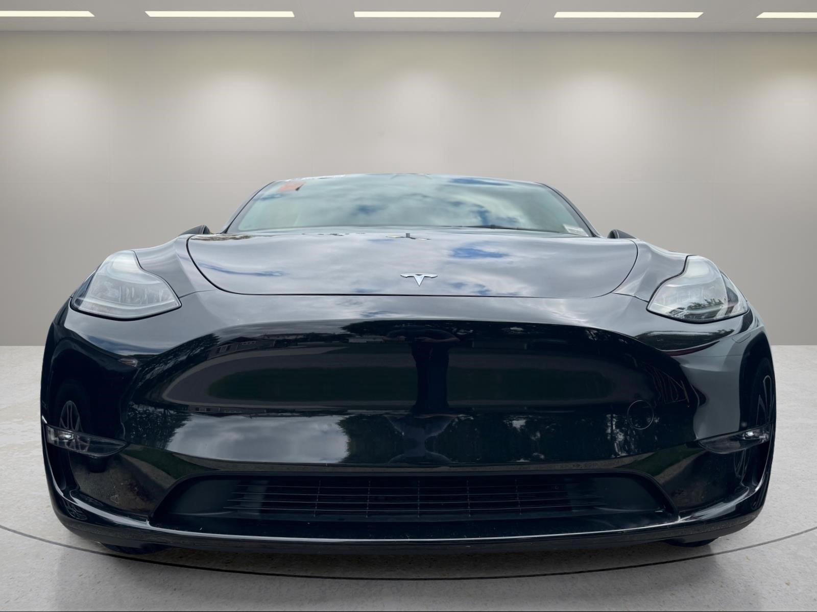 Used 2023  TESLA  image 19