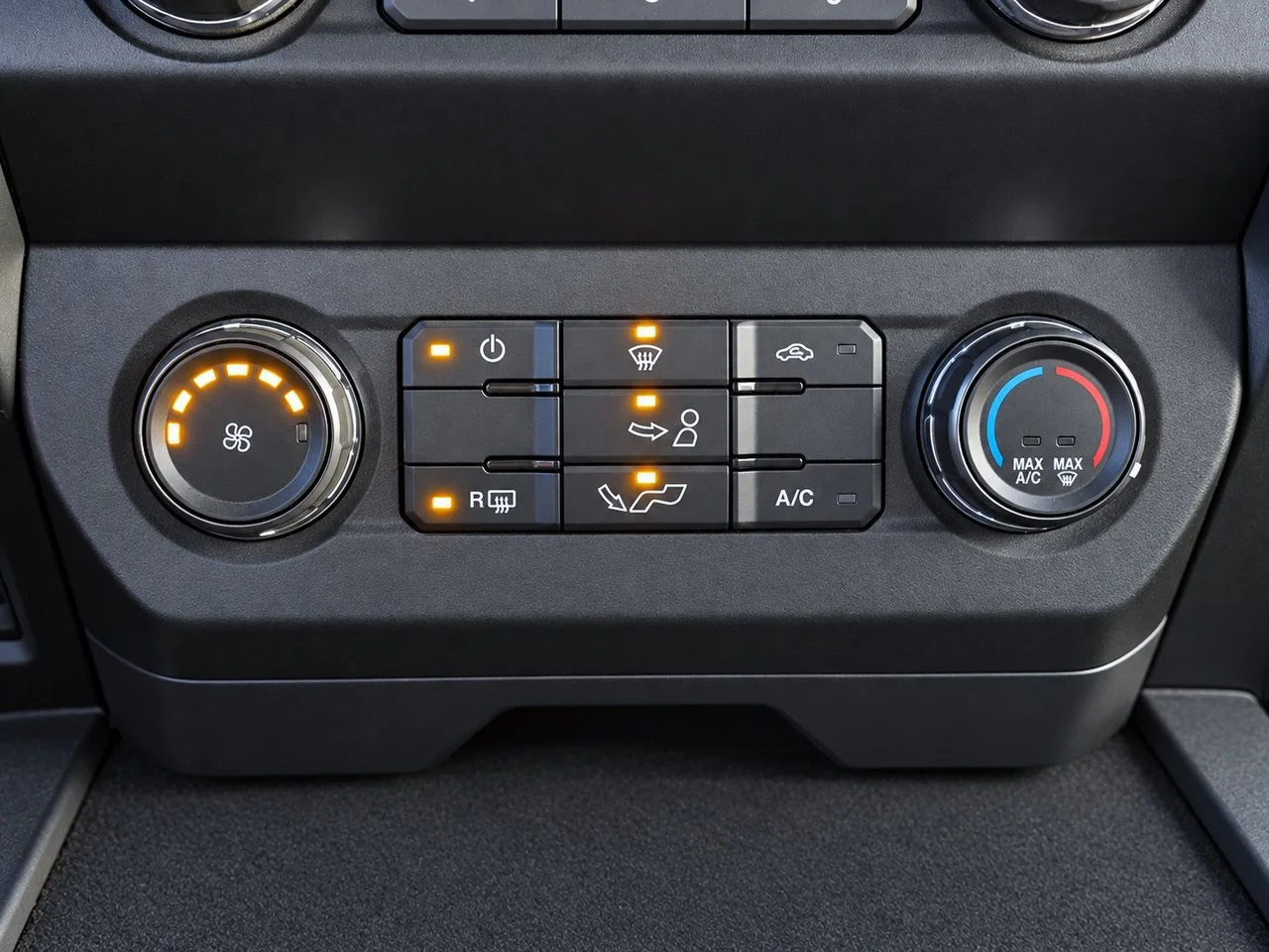 Used 2019  Ford  image 19