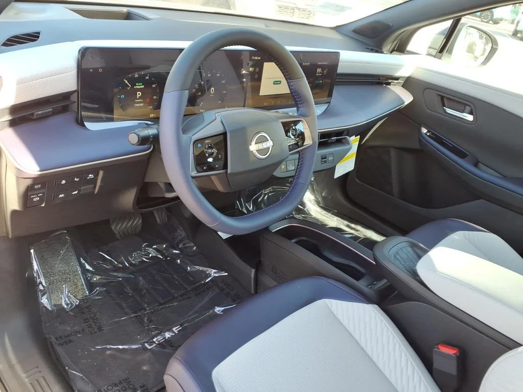 2026 Nissan LEAF Platinum+ - Photo 9