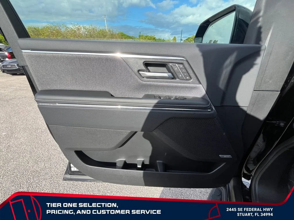 New 2026 Onyx Black GMC Elevation Extended Range image 22