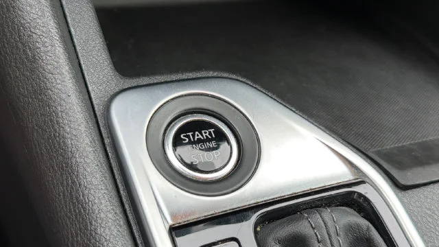 Used 2025 Gray Nissan SV image 28
