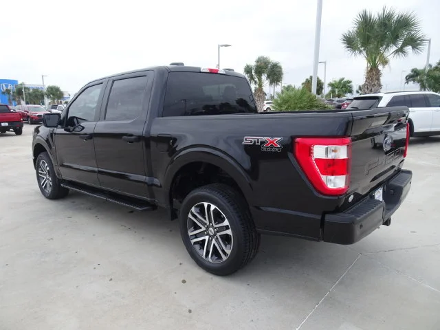 Used 2023 Black Metallic Ford XL image 6