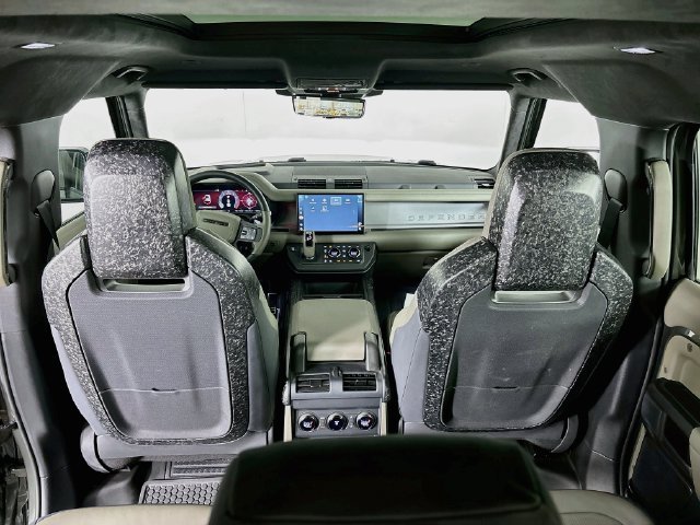 Certified Used 2025 Faroe Green Land Rover OCTA image 24