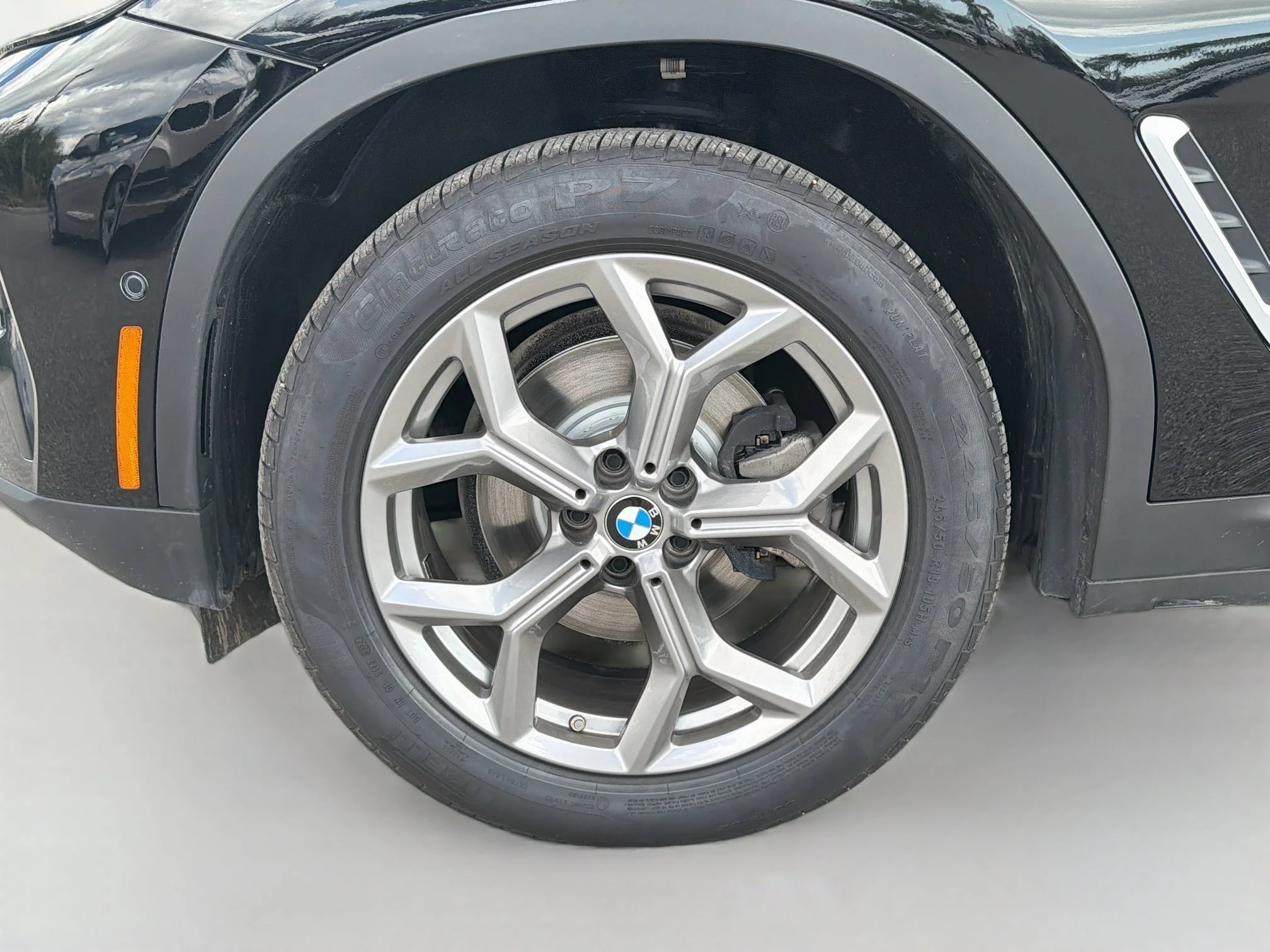Used 2023 Jet Black BMW xDrive30i image 43