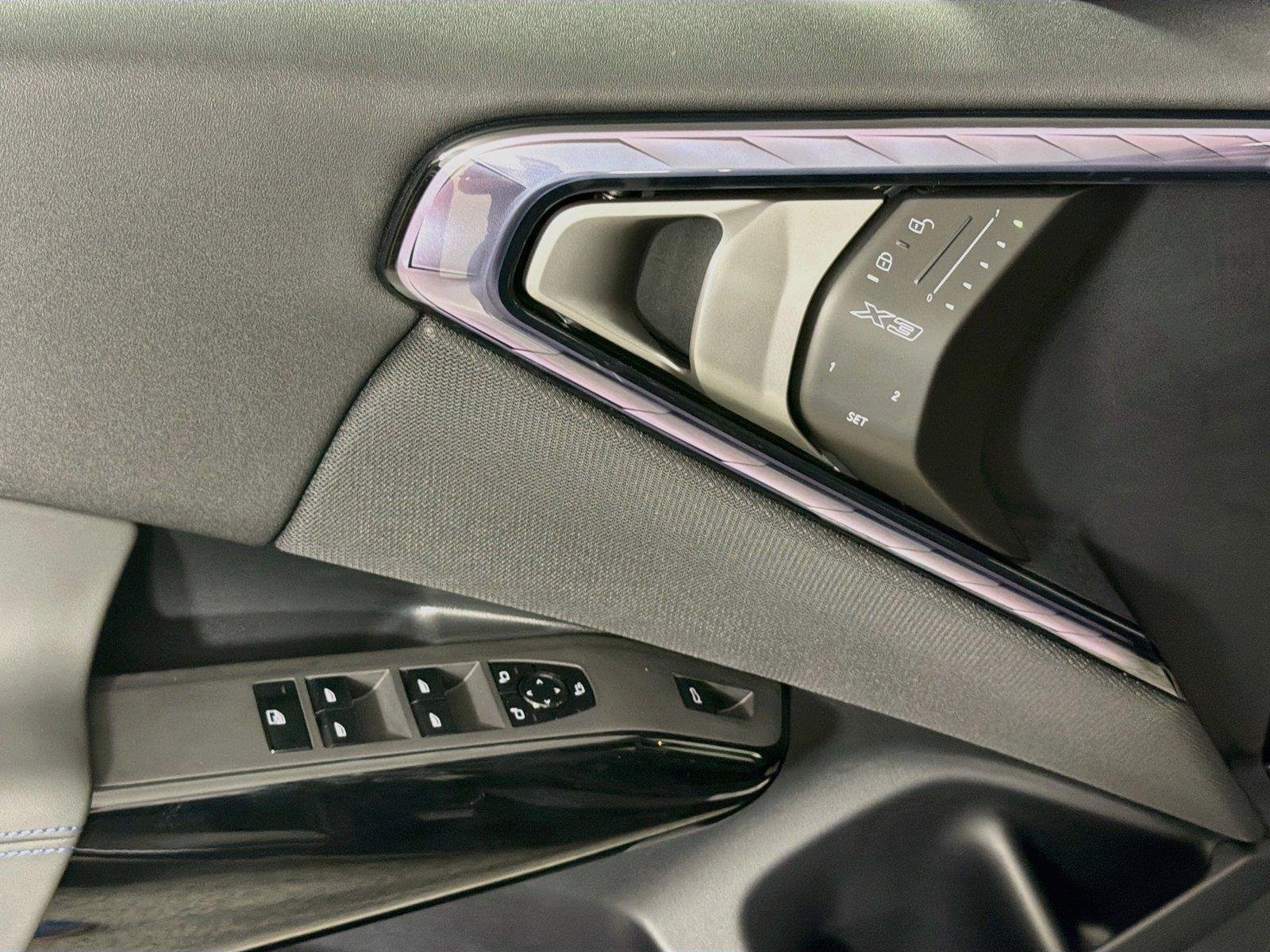 New 2026 Black Sapphire Metallic BMW 30 xDrive image 18