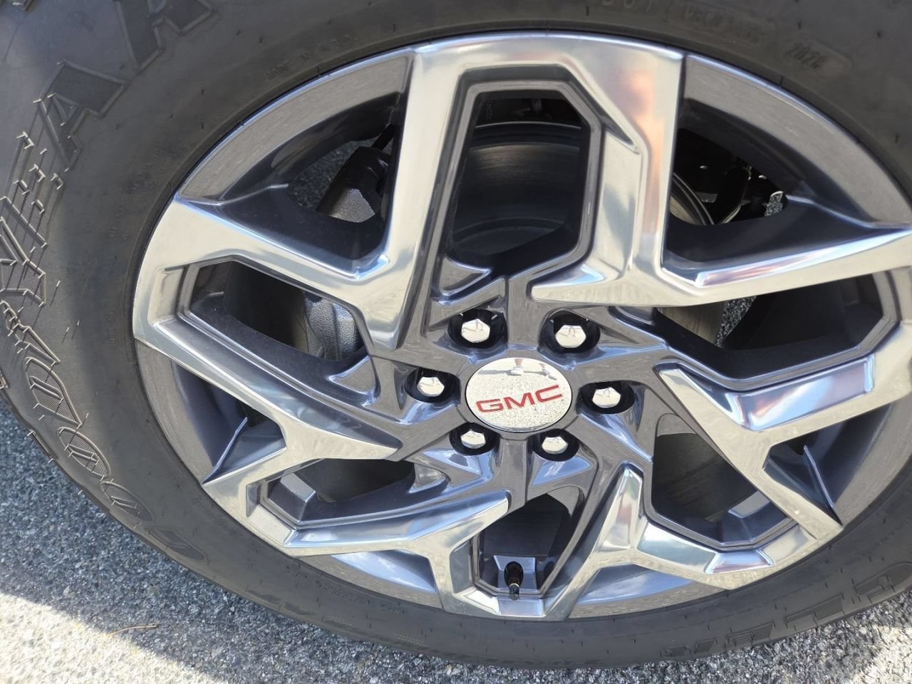 2026 GMC Sierra 1500 SLT - Photo 14
