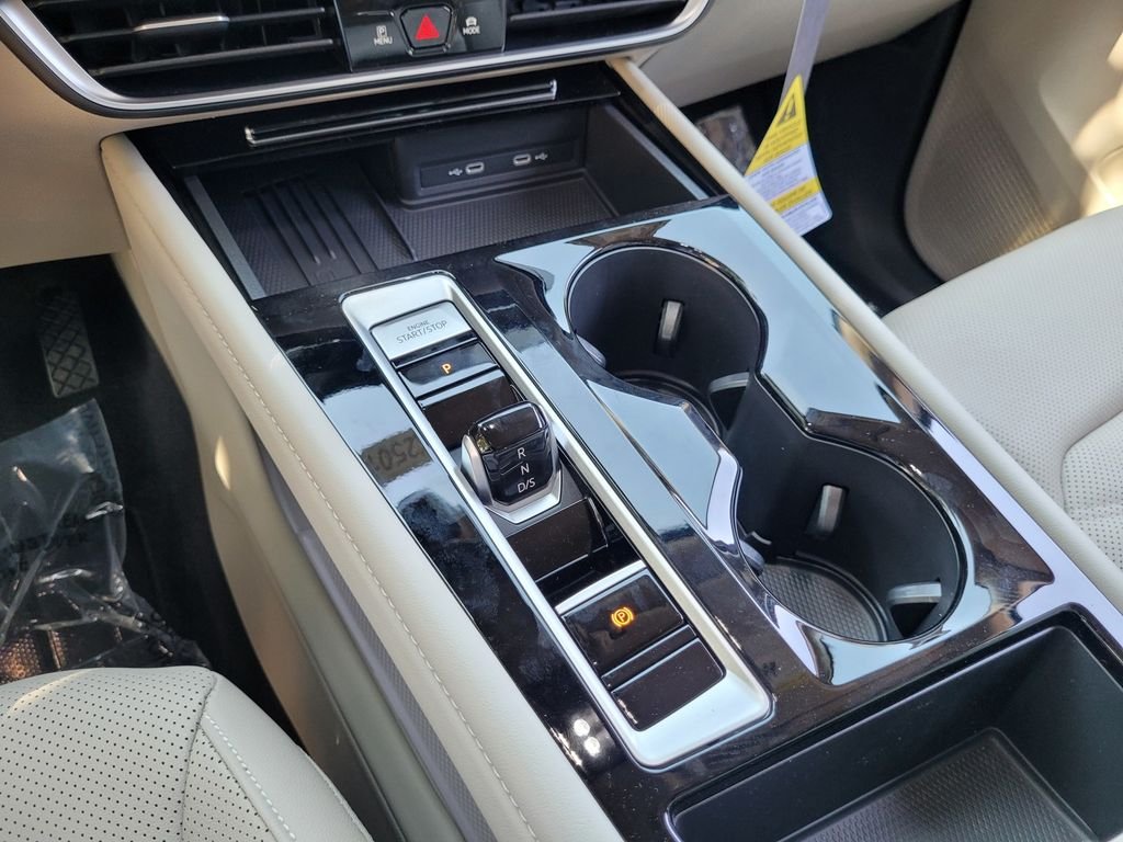 New 2025 Gray Volkswagen 2.0T SE w/Technology image 21