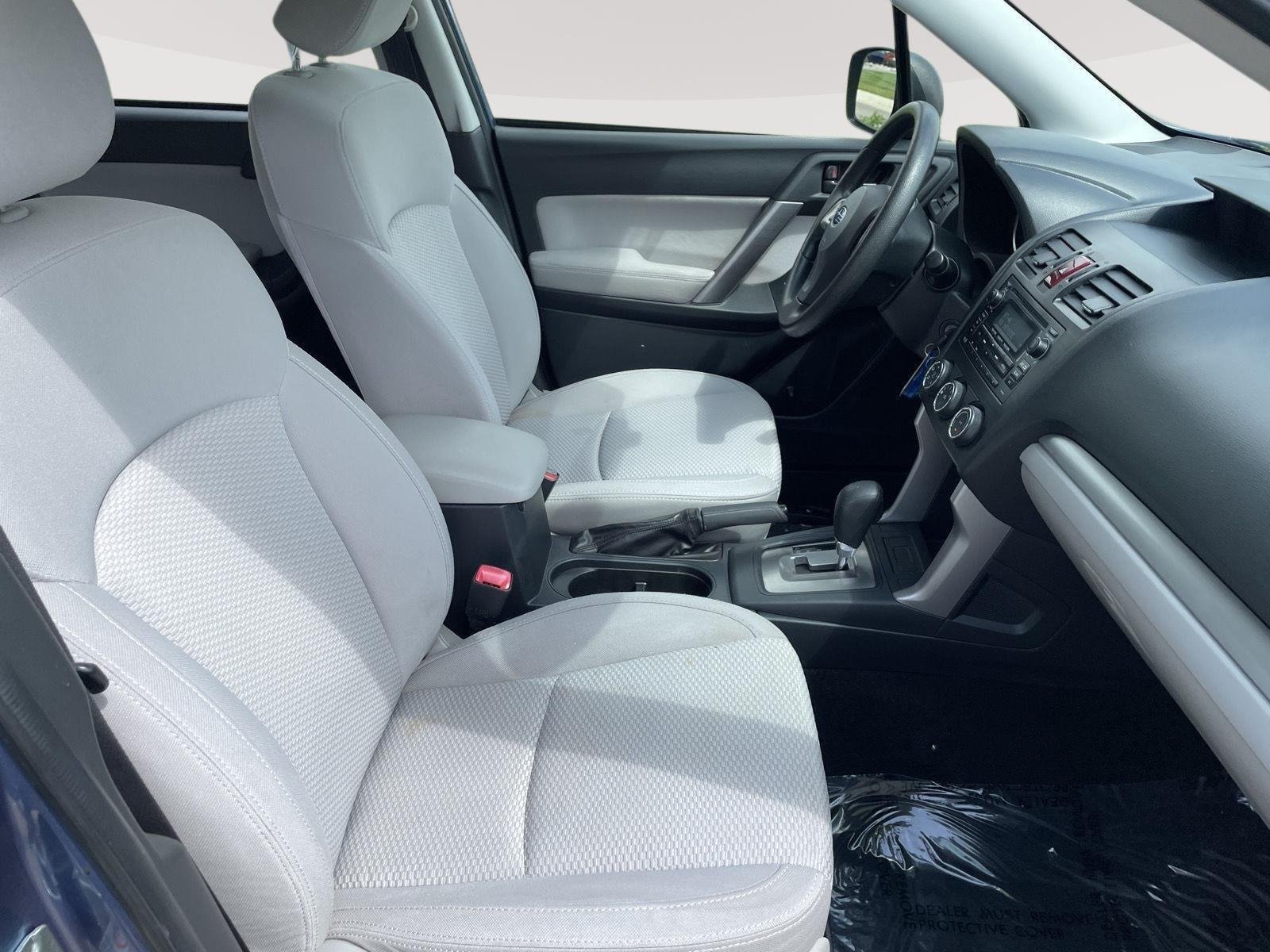 Used 2015 Quartz Blue Pearl Subaru 2.5i image 27